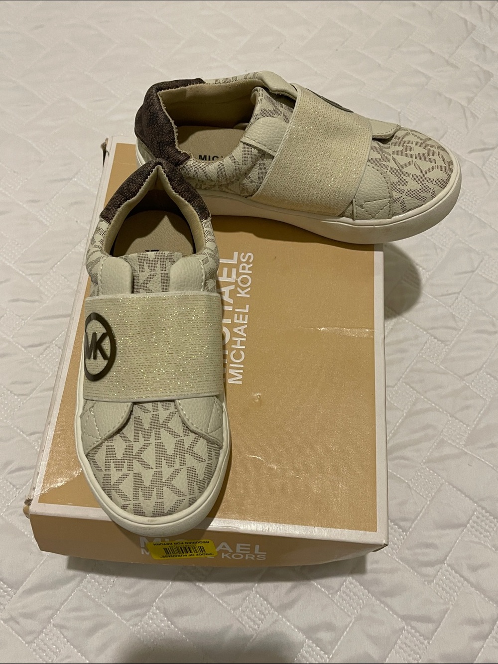 Michael Kors Kids Cream MK Logo Slip-On Sneakers with Glitter Strap